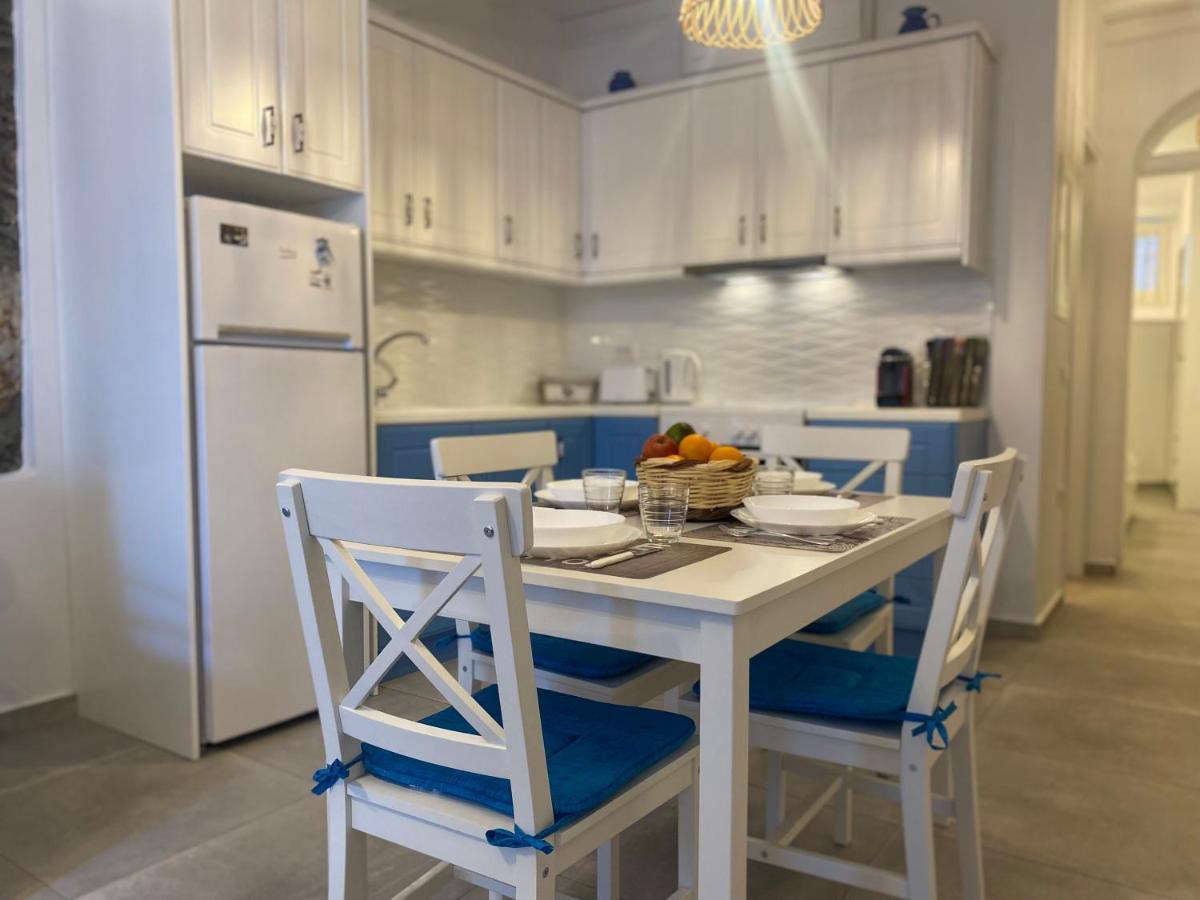 Bianco Blue Tinos