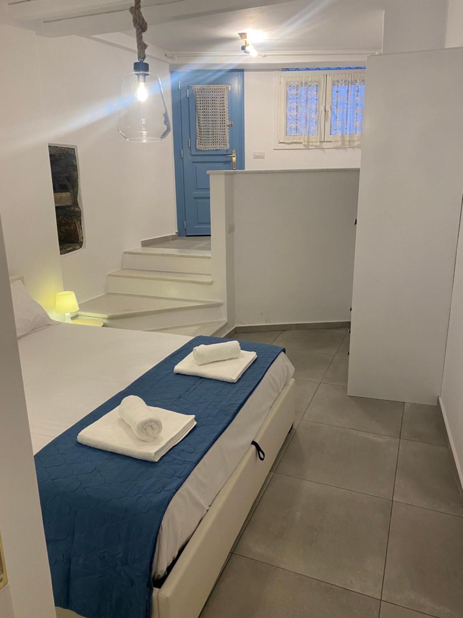 Bianco Blue Apartment *